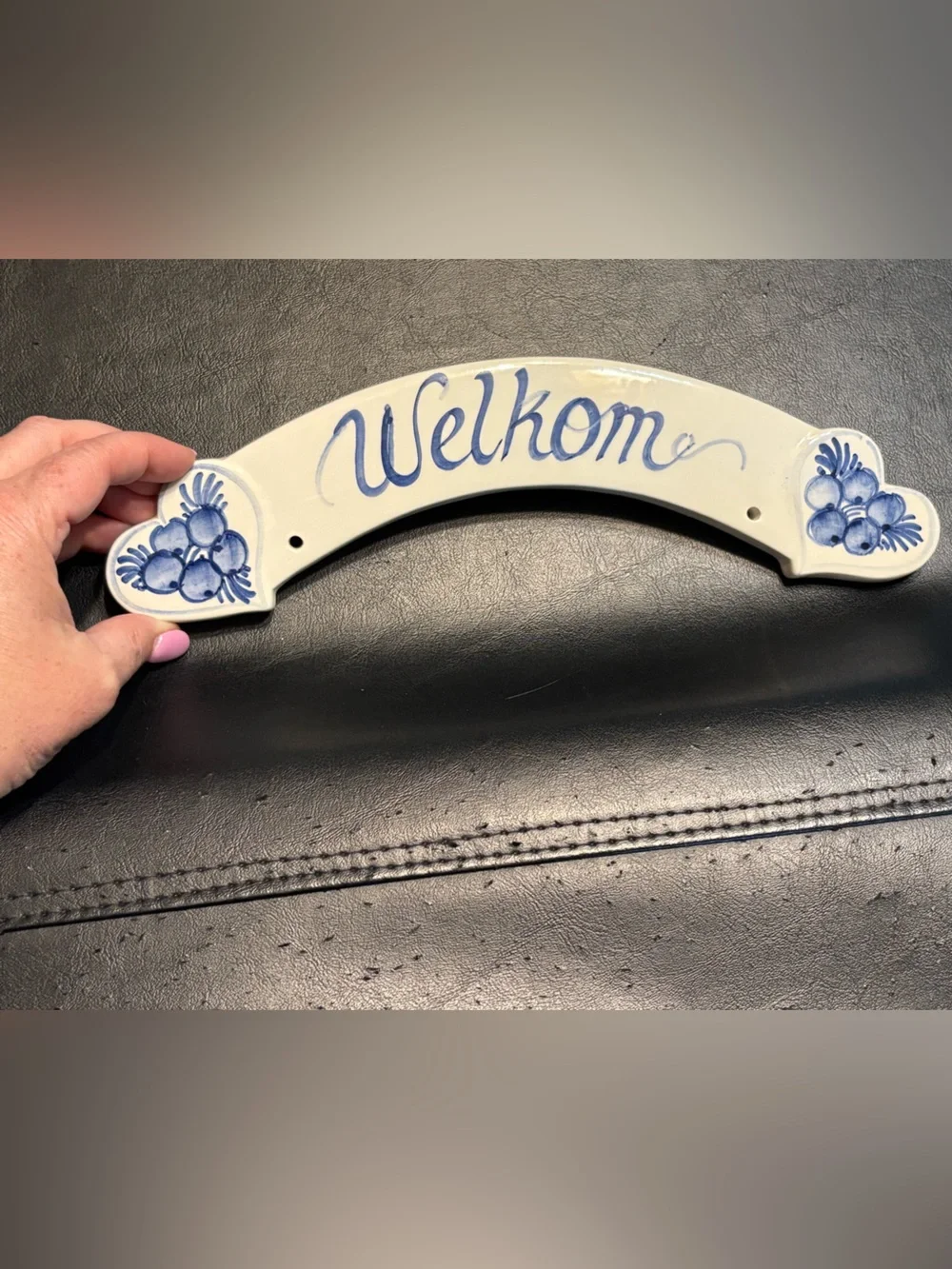 Vintage Hand Painted Delft Blue Ceramic “Welkom” Dutch Welcome Wall Sign